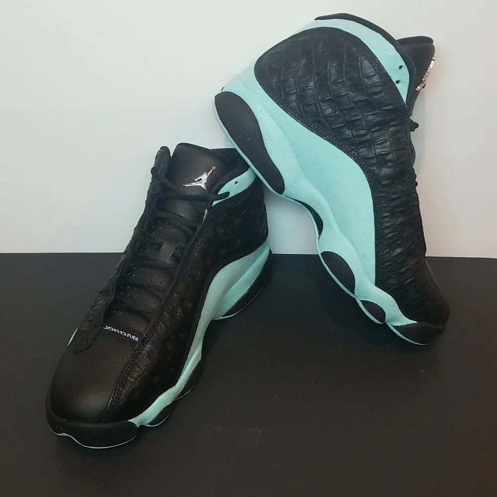 Air Jordan 13 Retro - Picture 2 of 8